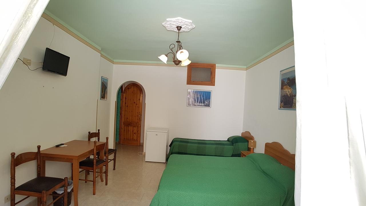 Casa Vittorio B&B Lipari  Exterior foto